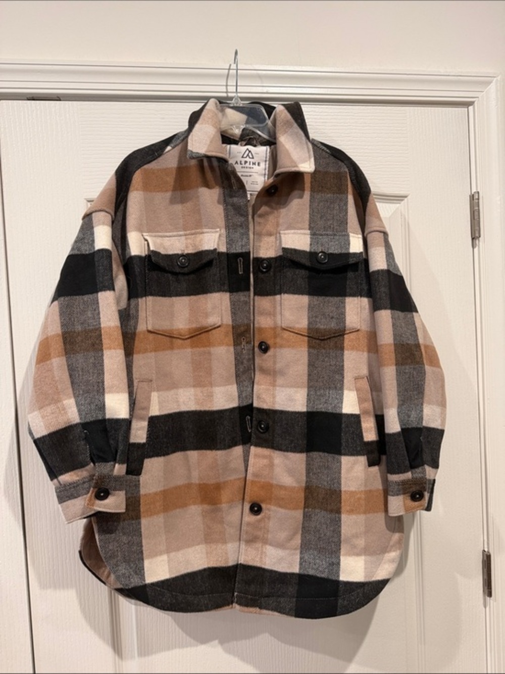 Alpine Plaid Button-Front Shacket in Tan, Black & Cream